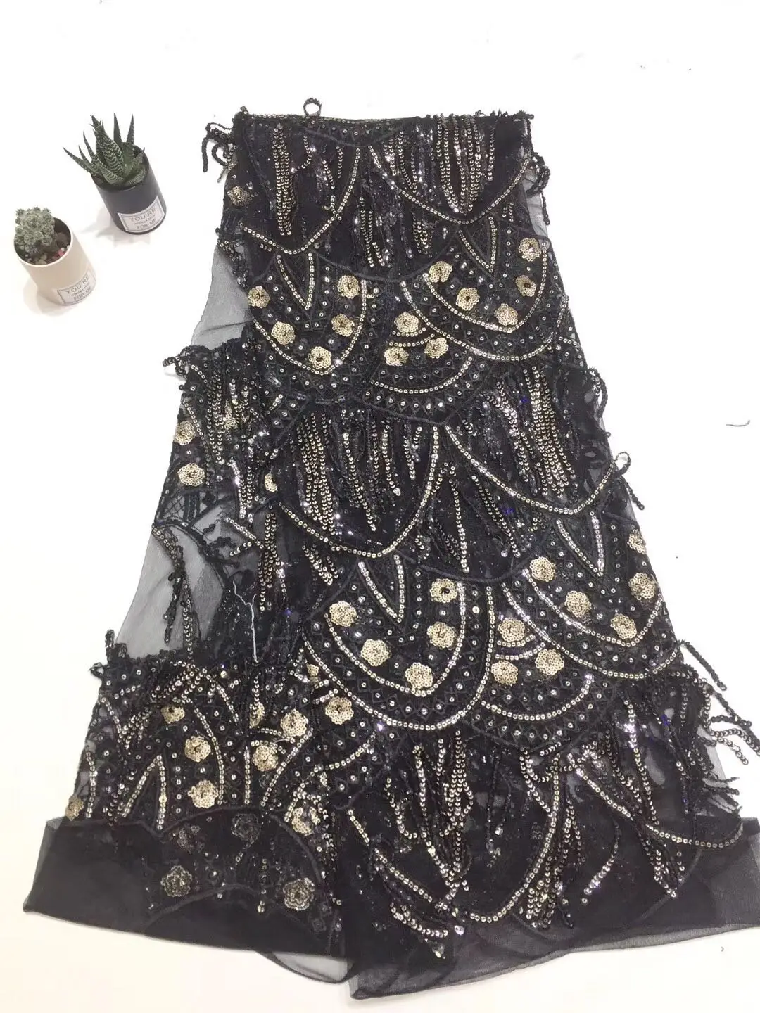 

3D Tassel Sequined Lace African Lace Fabric 2021 High Quality Lace With Sequins, Gold Nigerian Lace Fabrics For Dress FJ2781