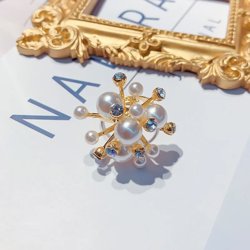 

Pearl Ring female Chaoren student personality net red ring open joint cool wind chic index finger ring