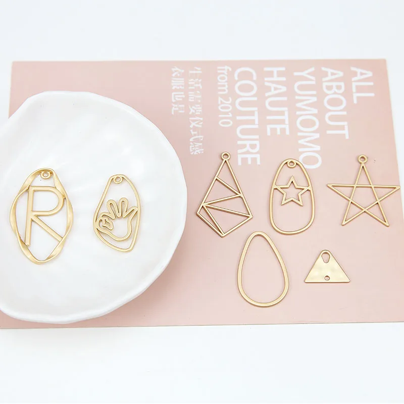 Женские асимметричные серьги в Корейском стиле 10 шт. полые из сплава со звездой