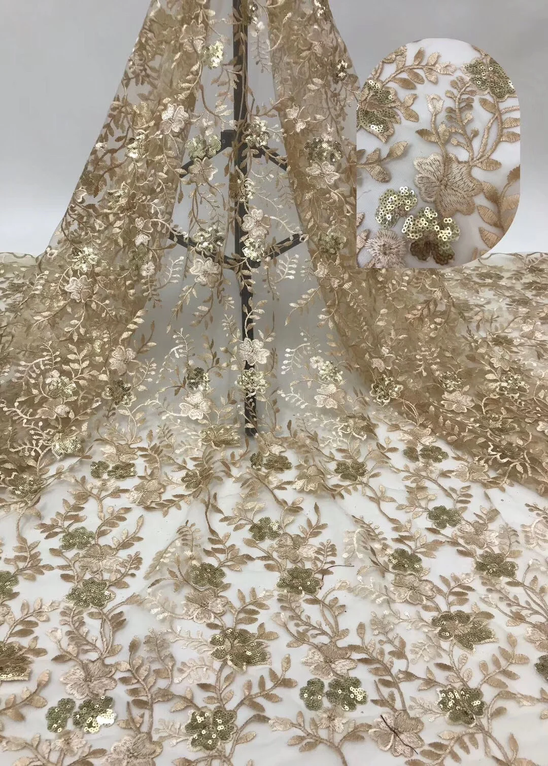 

2020 новейшие африканские блестки кружевная ткань высокого качества, французское нигерийское кружево, вышитый тюль, кружевная ткань с блестк...