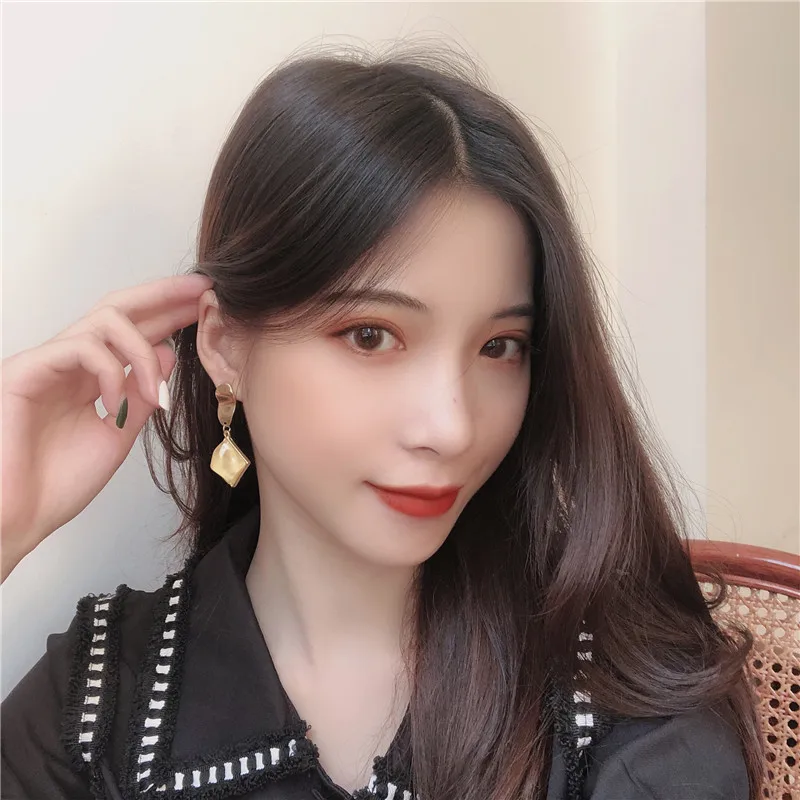 Модная одежда для девочек контракт асимметричные серьги гвоздики миниатюрные