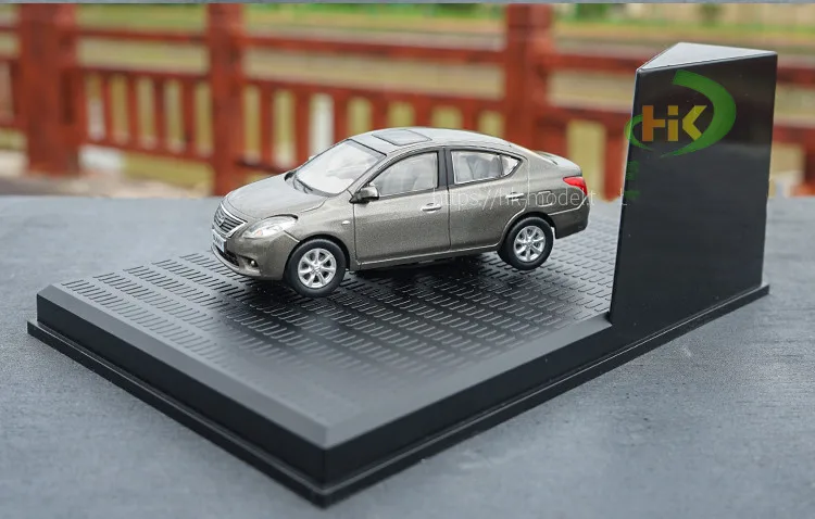 Высококачественная оригинальная модель из солнечного сплава 1:43 Nissan, коллекция подарков для моделирования, Литые металлические Автомобильные украшения