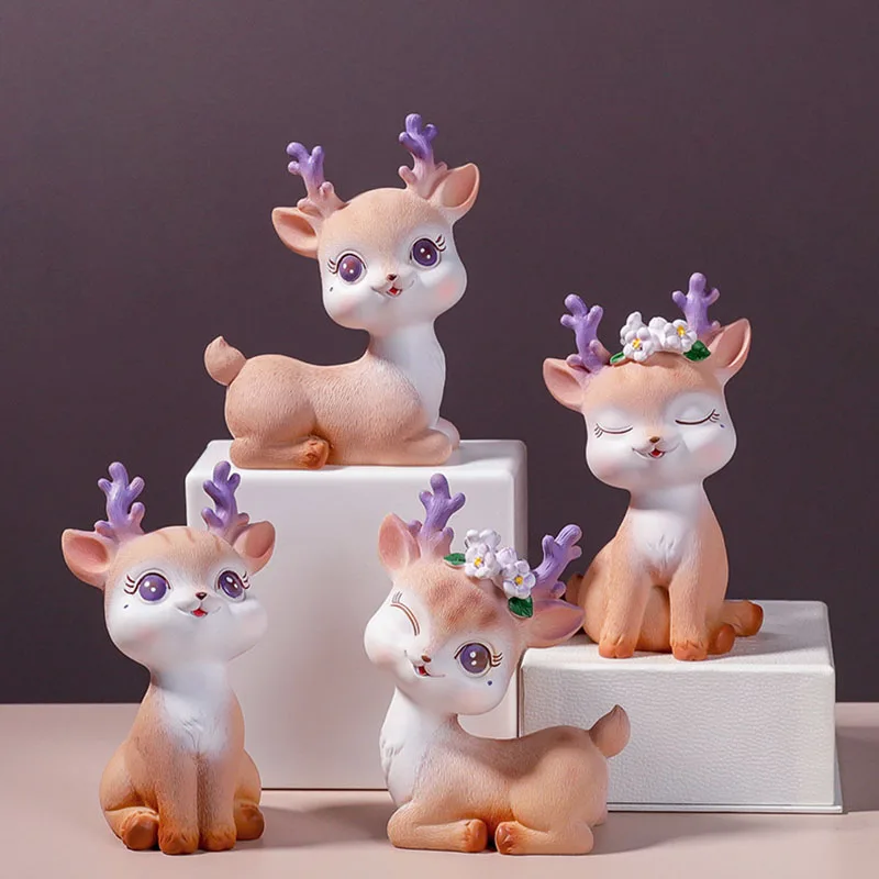 

9.5-10cm Cute Cartoon Lucky Sika Deer Resin Creative Home Living Room Porch Ornaments Car Decoration Handicraft Furnishings Gift
