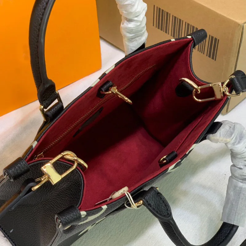 

The new spring 2021 letters pattern of female bag, the original luxury fashion lady handbags trend atmosphere can hand can his f