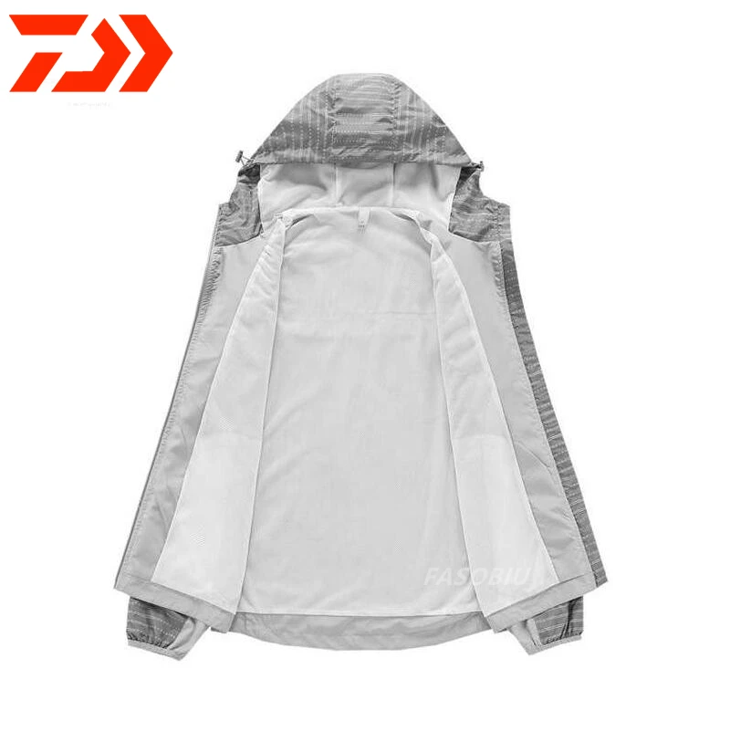 

2021 New Daiwa Men Outdoor Fishing Hoodie Waterproof Sunscreen Fishing Clothing Breathable Hiking Camping Sport Fishing Jacket