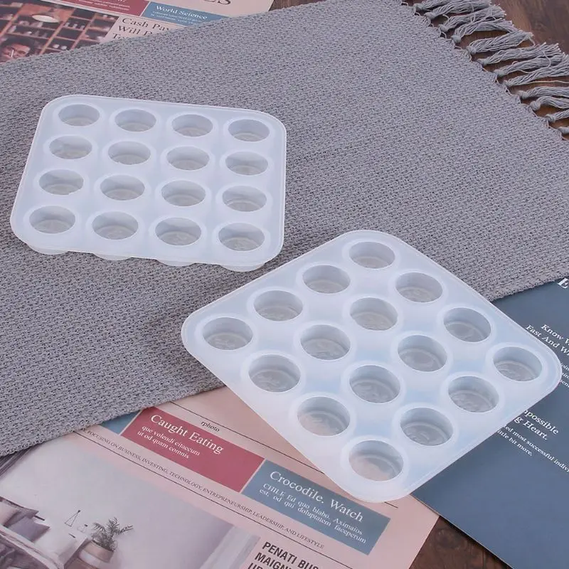 

2Pcs Traditional Chinese Chess Silicone Mold Kit Game Epoxy Resin Casting Mould Chess Pendant Molds Art Crafts Tools