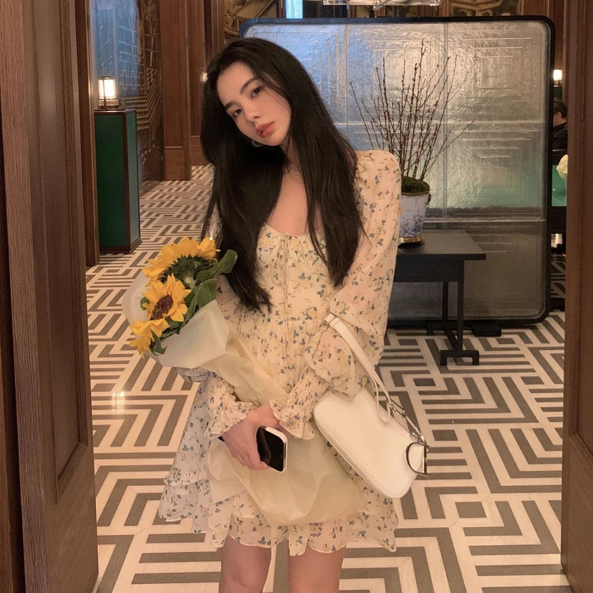 

2021 Korean Style Vintage Summer Sweet Female Floral Dresses Long Sleeve Chest Bow Lace-Up Ruffle Hem Mini Dress Chic Skirts