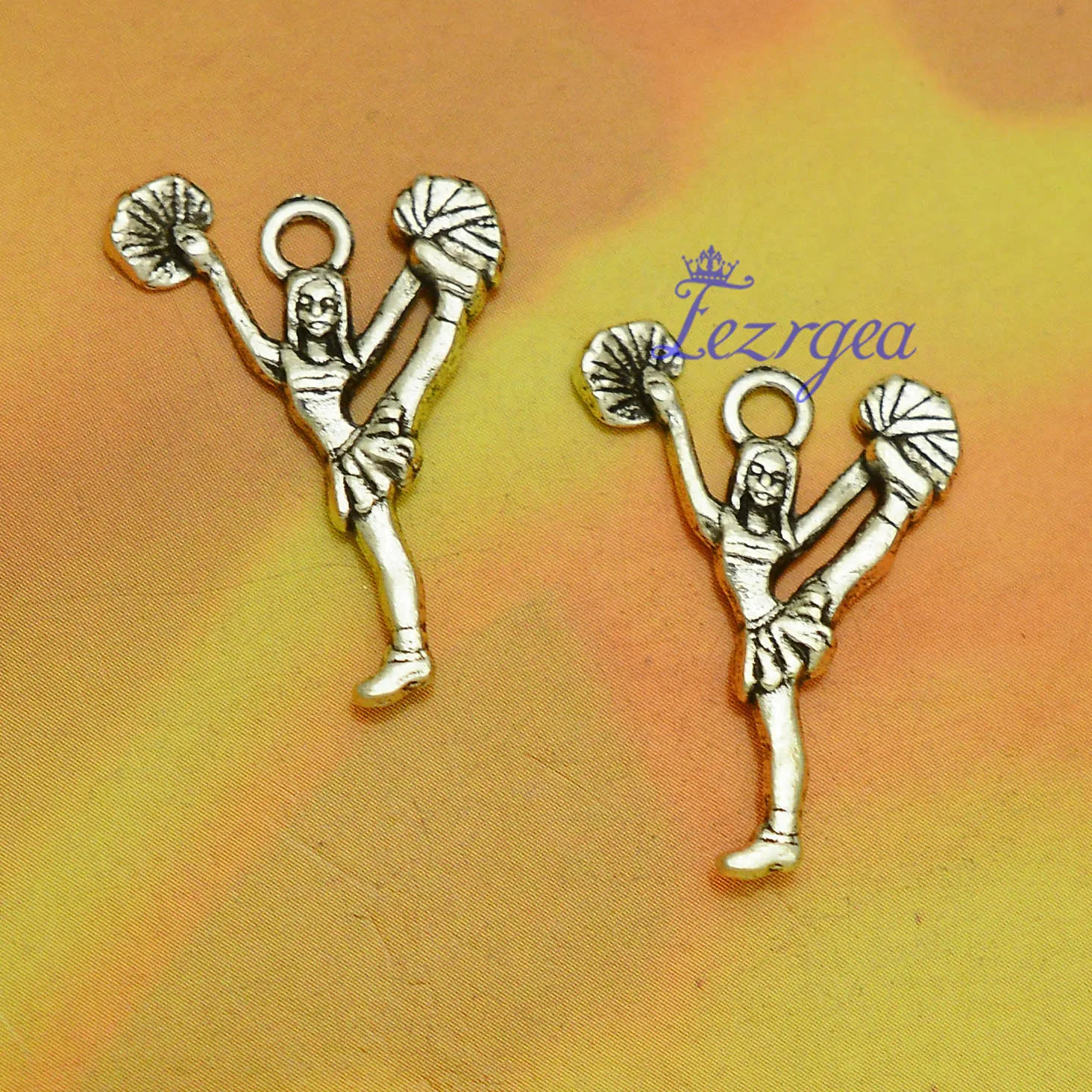 40pcs/lot--26x17mm, Cheerleaders chams,Antique silver plated Dancing Cheerleaders charms,DIY supplies,Jewelry accessories