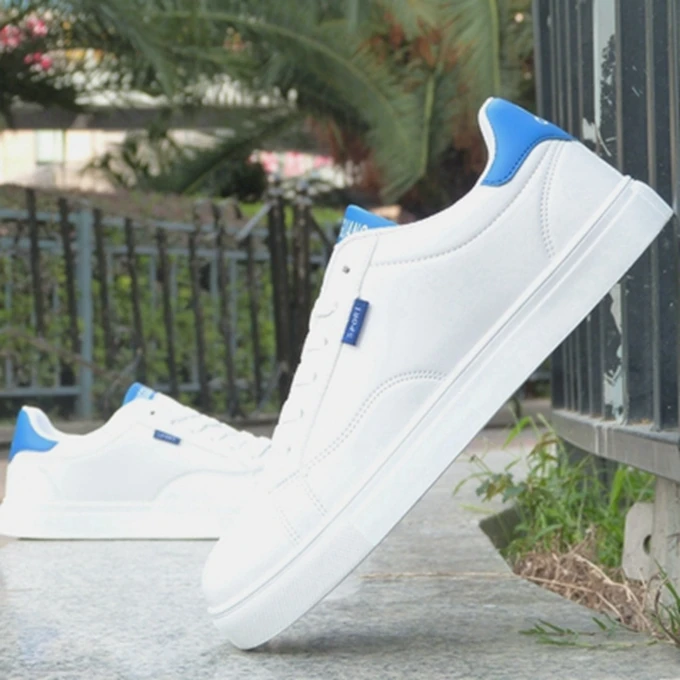 

New 2020 Men Vulcanize Shoes Fashion Sneakers Men Non-slip Male Sneakers White Sneakers Men Casual Flat Sneakers For Men