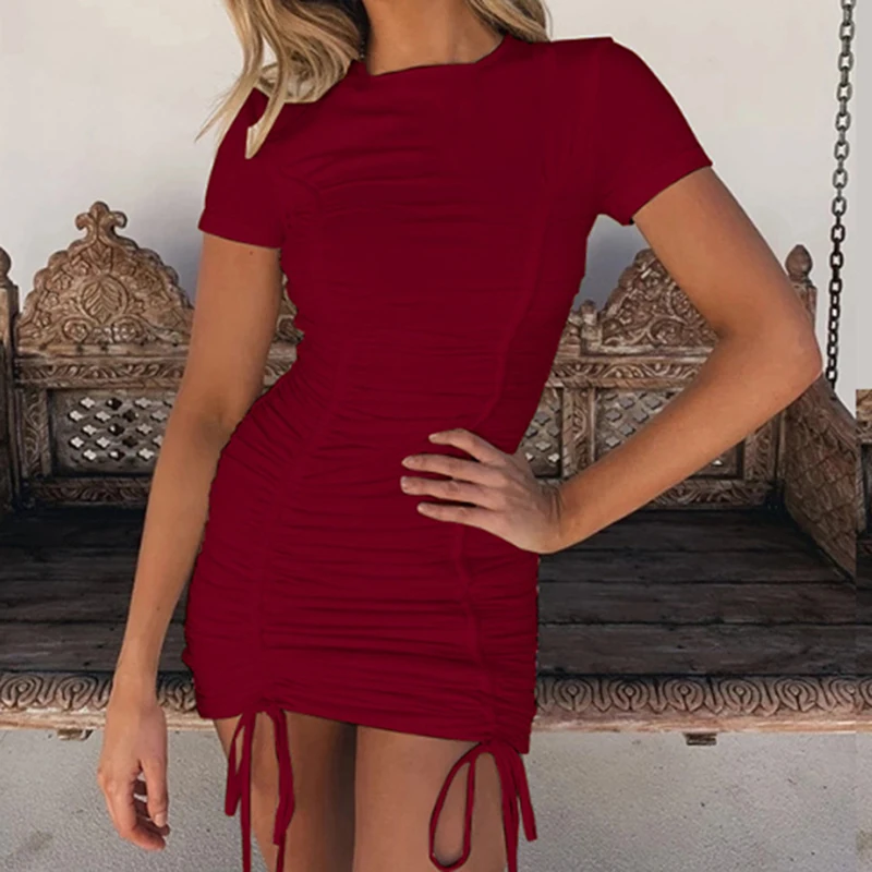 Соблазнительное облегающее мини платье с рюшами 2020 облегающие черные и белые