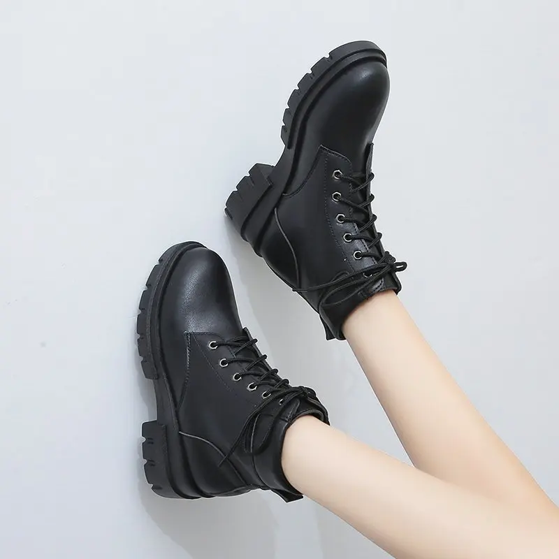 2020 зимние женские ботинки со шнуровкой женская обувь на платформе Черные