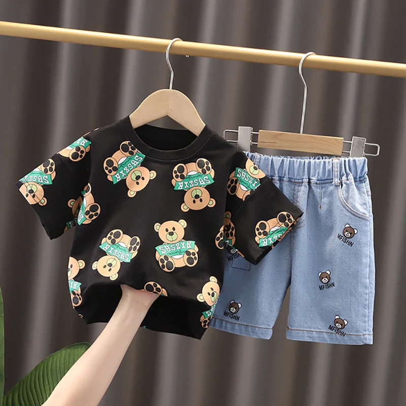 

Комплект одежды для маленьких мальчиков, одежда для девочек Летнее Детское Комплекты одежды костюм из футболки с короткими рукавами + джинс...