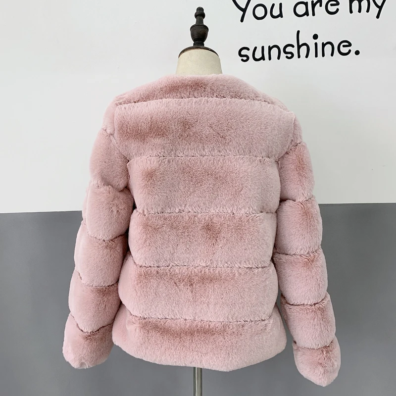 

Artificial Fox Faux Fur Coat Women Top Black Coats Women's Short Jacket Warm Thick Clothing Overcoat Fashion Female Winter 2021