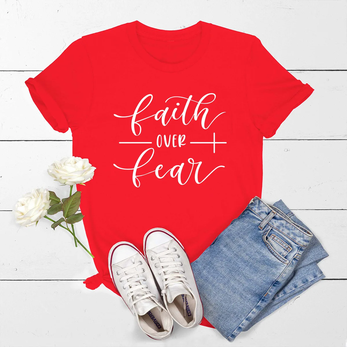 Faith более страха с буквенным принтом Футболка для женщин коротким рукавом О