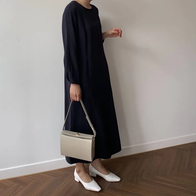 

Harajuku O-neck Solid Female Long Dress 2020 Autumn Elegant Long Sleeve Belted Women Casual Black A-Line Dress Loose Vestidos