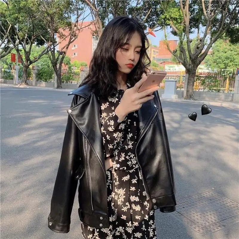 Куртка мотоциклетная Женская оверсайз из искусственной кожи мягкая гладкая