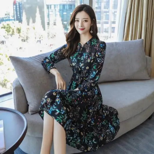 Черное платье с рюшами и цветочным рисунком элегантное туника винтажное бантом