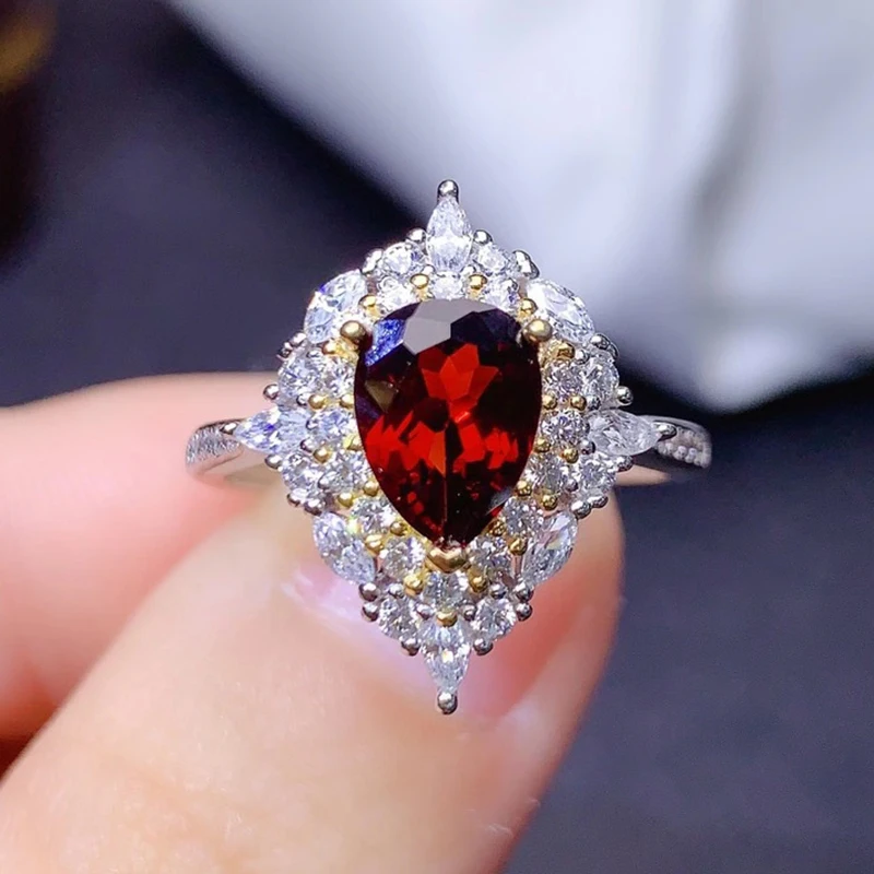 

CoLife Jewelry Elegant Silver Ring for Party 6mm*8mm Natural Garnet Ring 925 Silver Garnet Jewelry Brithday Gift for Woman