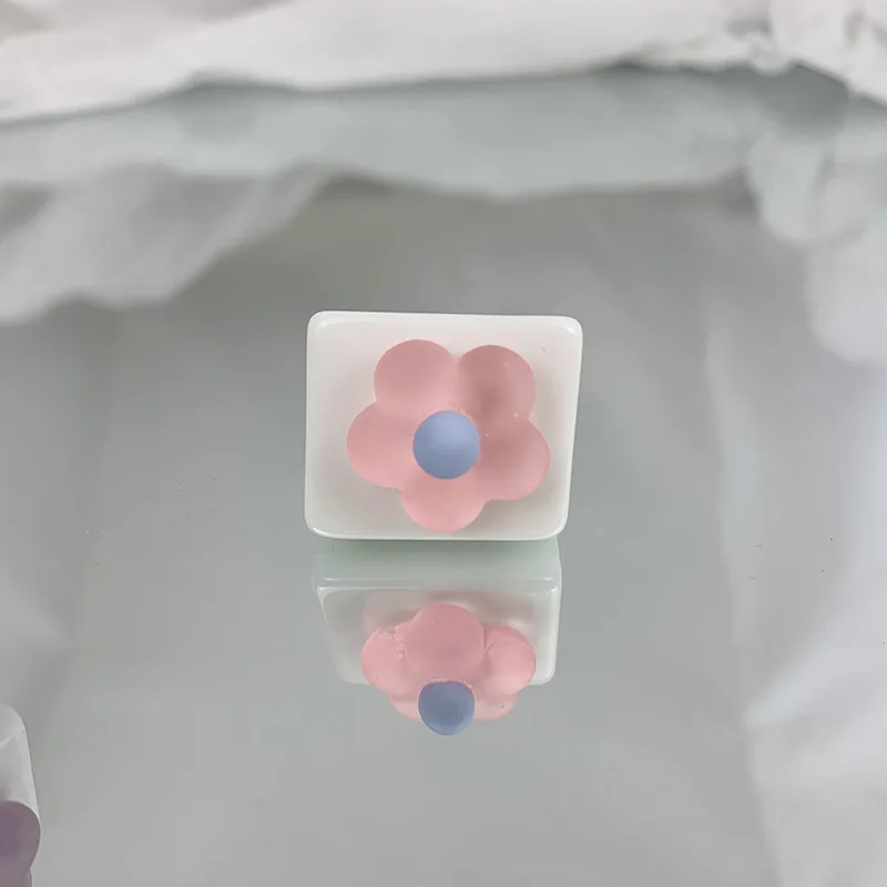 

2021 New Colorful Flowers Cute Alien Face Rings Alloy Resin Geometric Round Flower Rings for Women Girls Party Jewelry