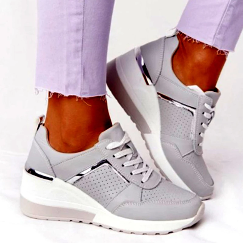 

2021 Women Metal Wedges Breathable Vulcanized Female Flock Lace Up Sport Shoes Ladies Summer Comfortable Footwear Plus Size
