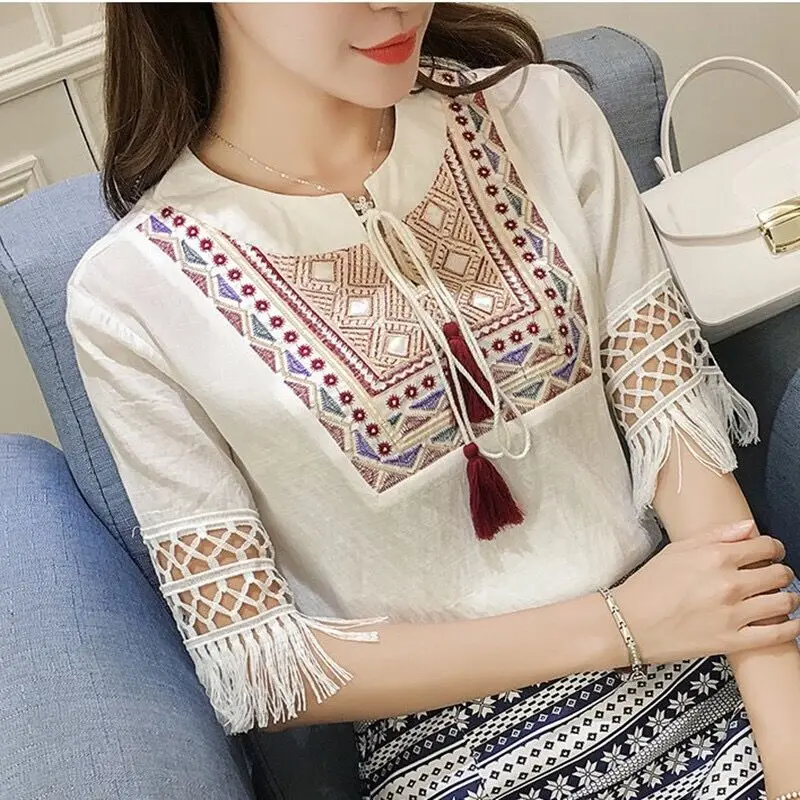 Белая хлопковая рубашка с вышивкой осень 2021 Новая модная женская блузка длинным