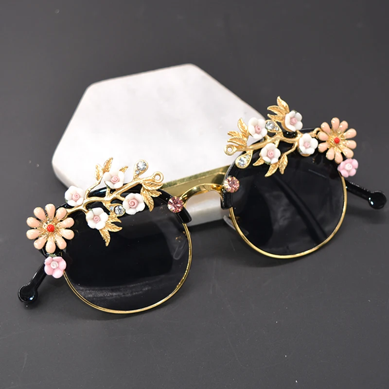 

New Design Handmade Luxury Women Floral Flowers Sunglasses Retro Decor Sunglasses Beach Glasses Jewelry Sun Glasses