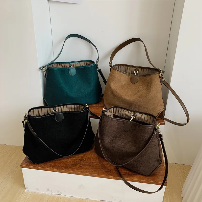 

2022 New Style Handbags Tote Bags for European Women Retro Large-capacity Shopping Handbags Women One-shoulder Diagonal Bag