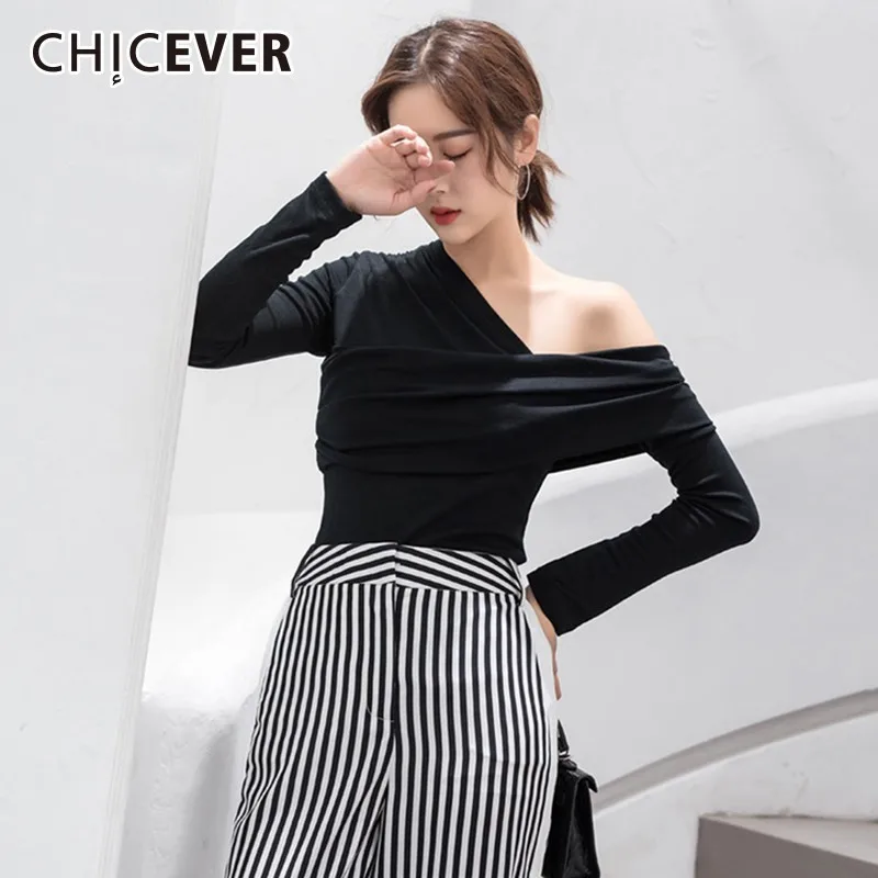 CHICEVER 2020 Весенние футболки с открытыми плечами для женщин асимметричный воротник
