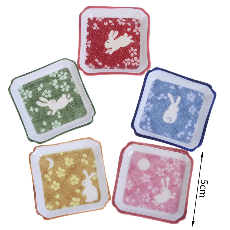 

1Pc Dollhouse Mini Ceramics Tableware Plates Trays Doll Food Dishes Kitchen Toys 5cmx5cm