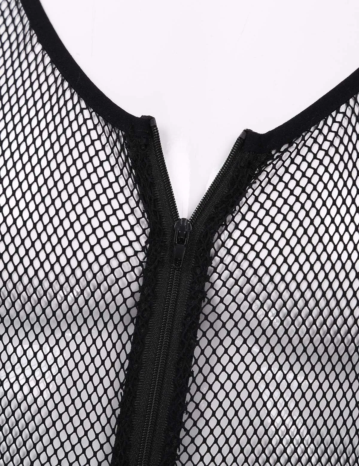 Трико мужское цельнокроеное прозрачное с U образным вырезом и молнией