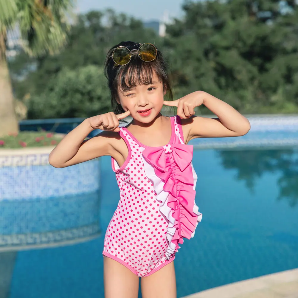 Цельный купальный костюм для маленьких и больших девочек розовый в горошек с