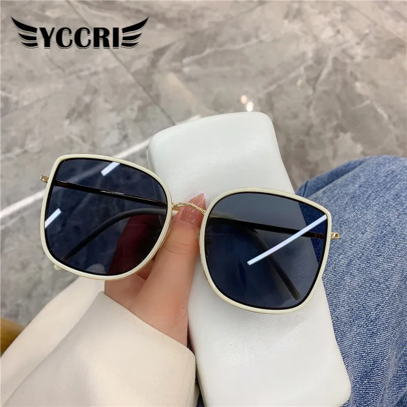 

2021Party Unisex Oversized Square Frame Black White Sun Glasses Anti-radiation Cat Eye Fashion Sunglasses Women Man Gafas De Sol
