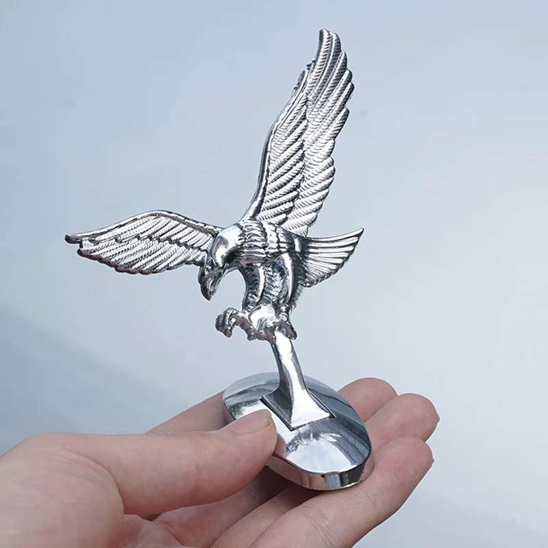 

High Quality Vintage Universal 3D Eagle Car Logo Front Cover Bonnet Metal Hood Car Front Ornament 3D Flying Eagle Emblem