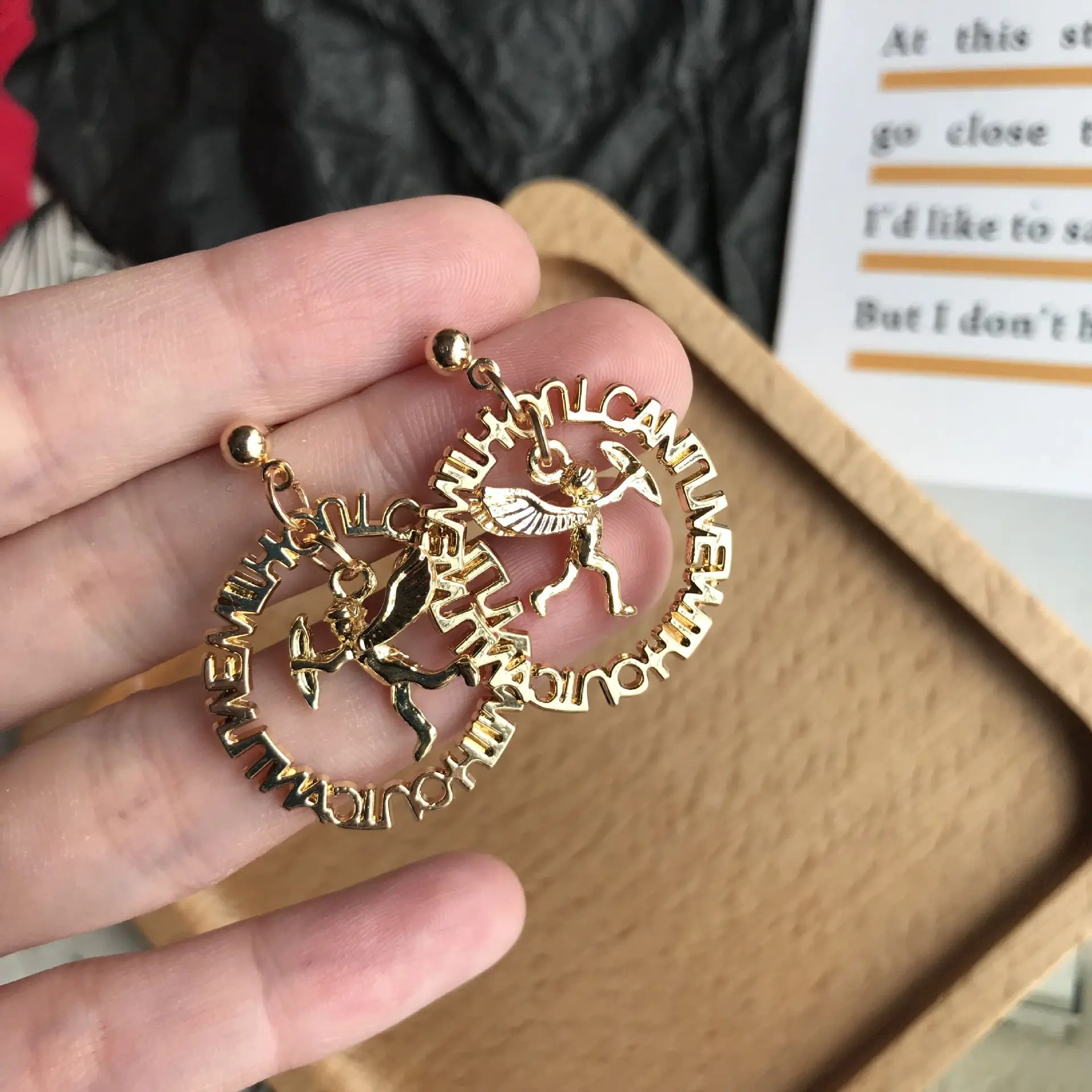 Женские серьги с буквами новинка 2020 индивидуальные в стиле панк трендовые