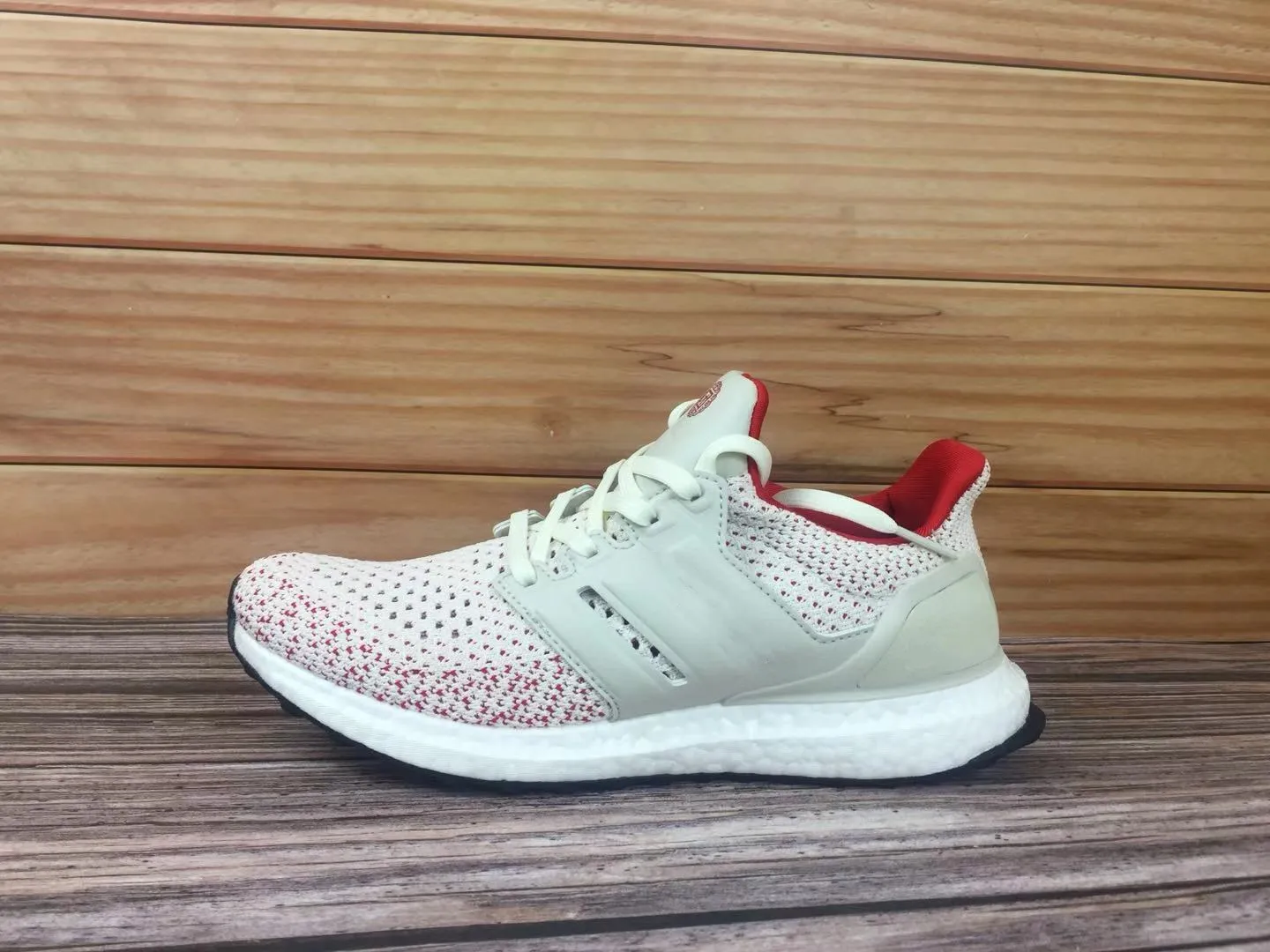 Горячая Игра престолов мужские кроссовки Белые Бордовые спортивные женские