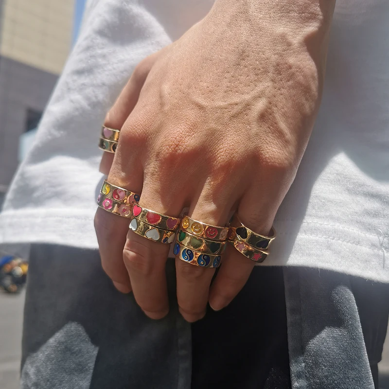 

UILZ 2021 New Fashion Colorful Dripping Oil Heart Metal Rings Geometry for Women Girls INS Enamel Travel Jewelry