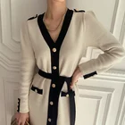 Платье женское трикотажное с V-образным вырезом и кружевом