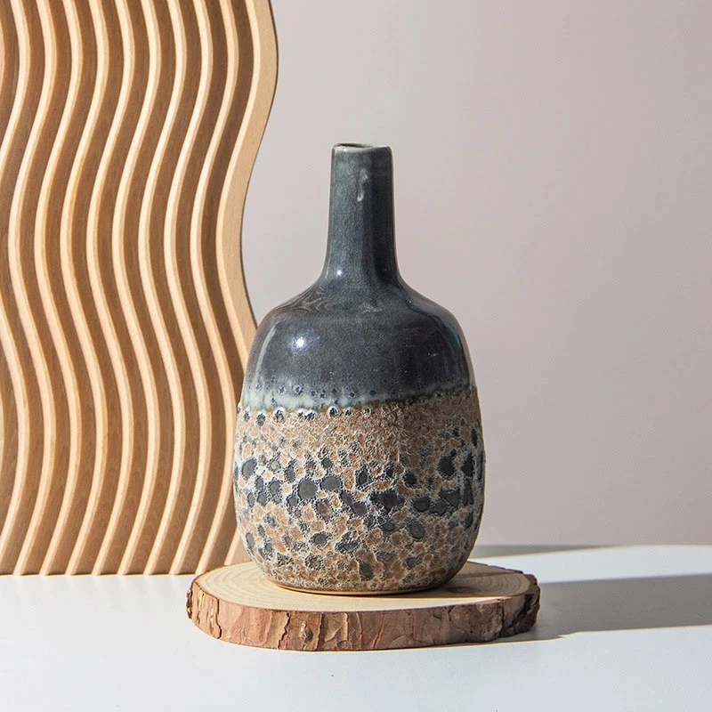

Фарфоровая ваза Chinse в стиле ретро с тонкой шеей, керамическая ваза для цветов, гидропонное устройство, настольное Европейское украшение для...