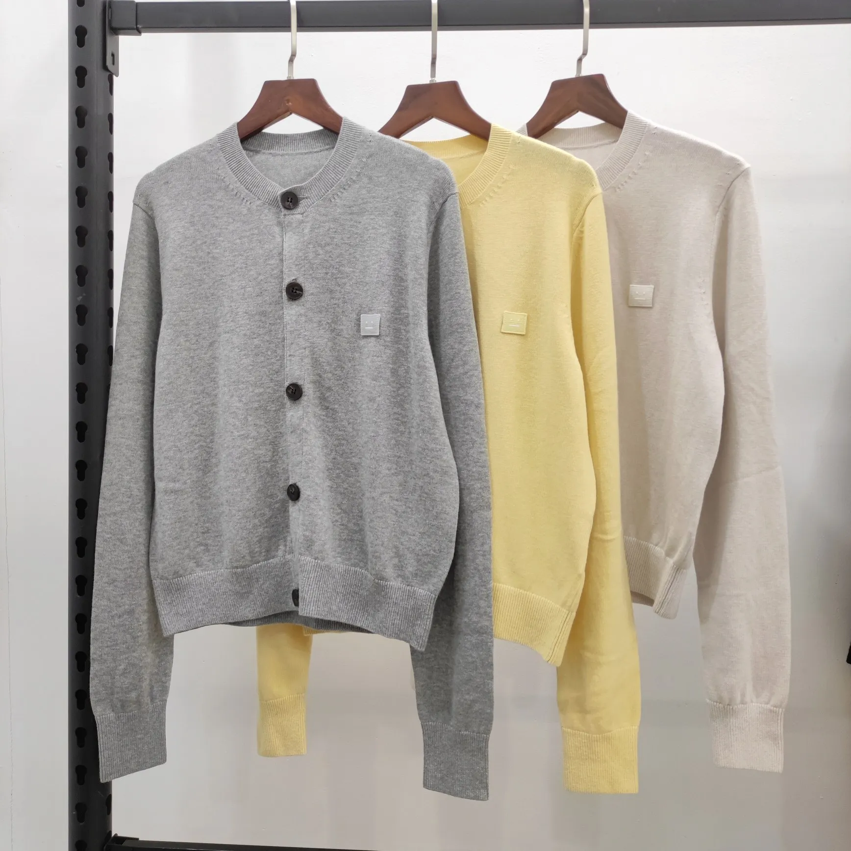 

AC 2021winter new smiling face expression wool cashmere round neck knitted sweater cardigan small gentle single breasted sweater