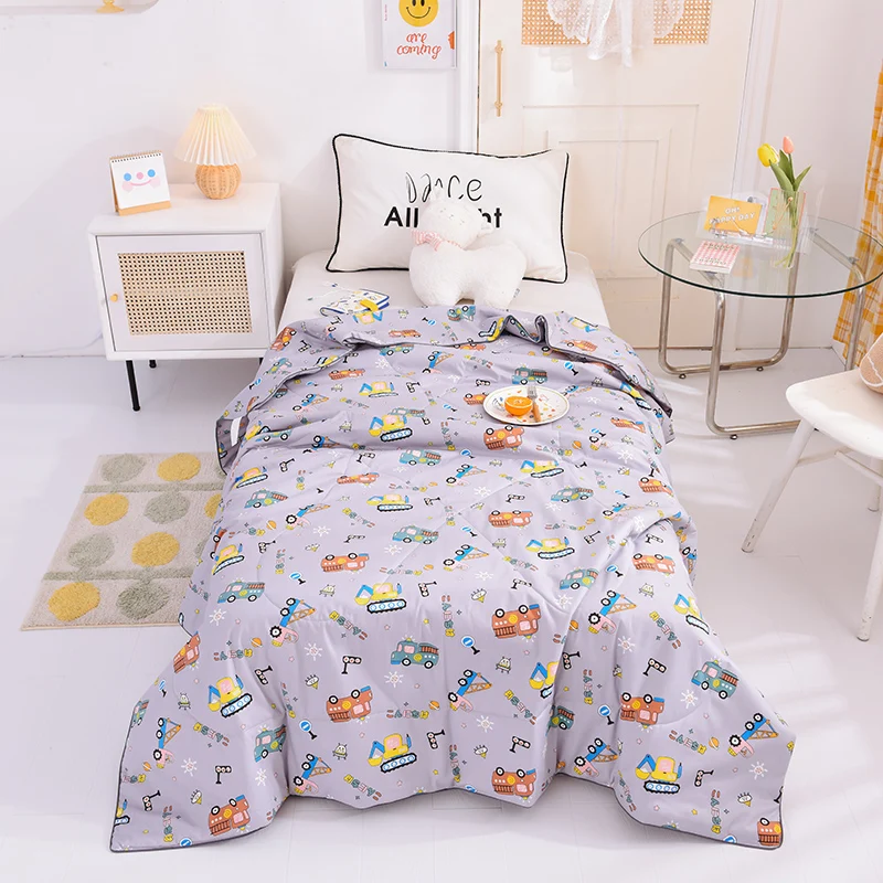 

Great Summer Cool Cartoon Cottom Quilt For Home Office Travel