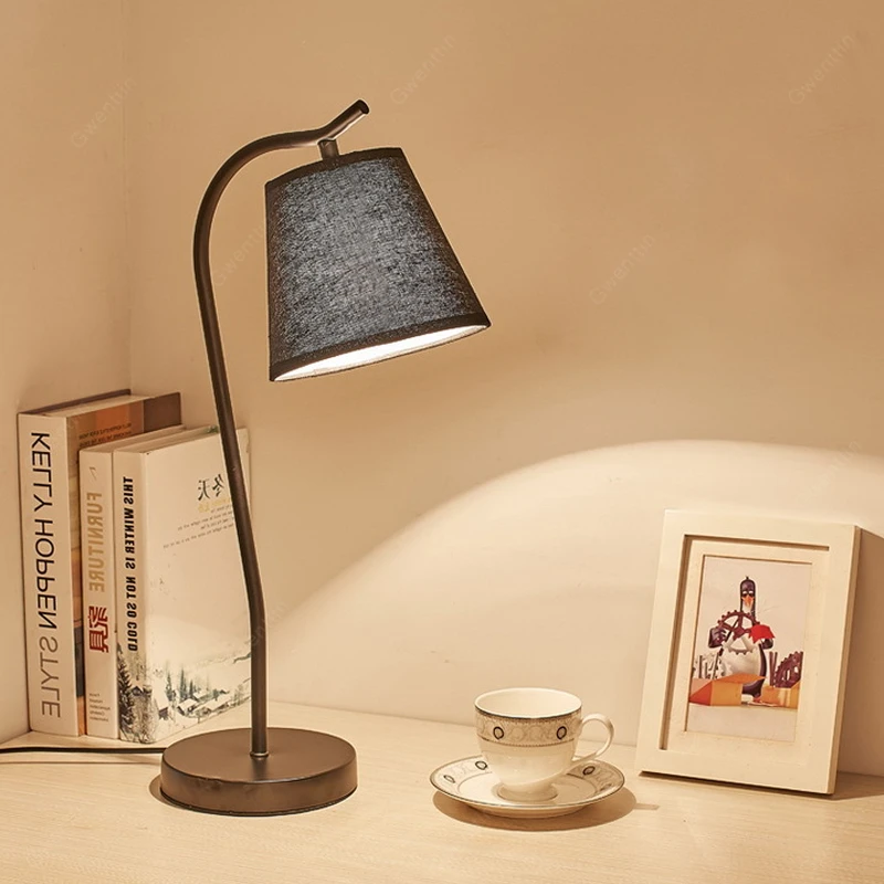 Современные Простые настольные лампы светодиодный светильник в скандинавском