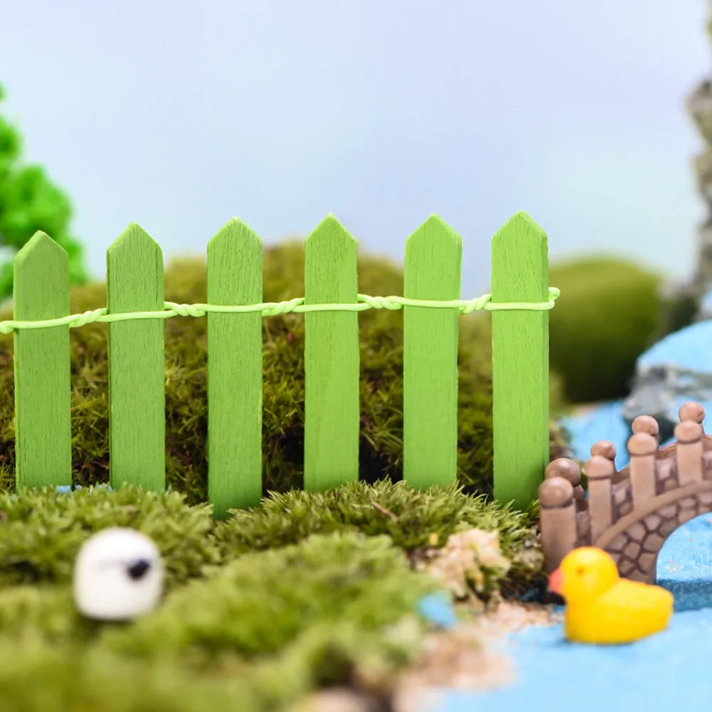 

Fairy Garden Kit DIY Wood Fence Decor Terrarium Miniature Doll Accessories Handmade Crafts DIY Mini Landscape