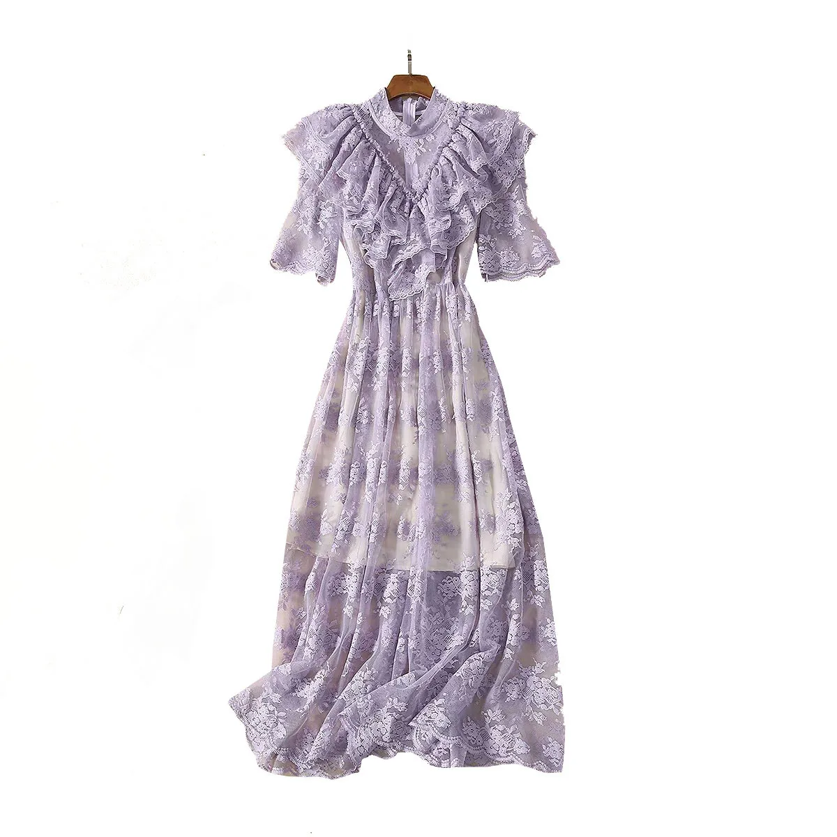 Женское модельное платье с оборками элегантное праздничное фиолетовое