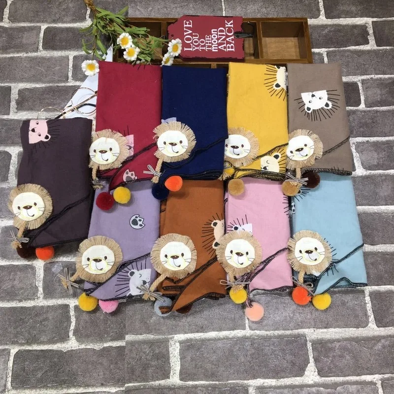 New little lion children's triangle towel Korean version of the wild scarf autumn and winter cartoon boys girls | Аксессуары для