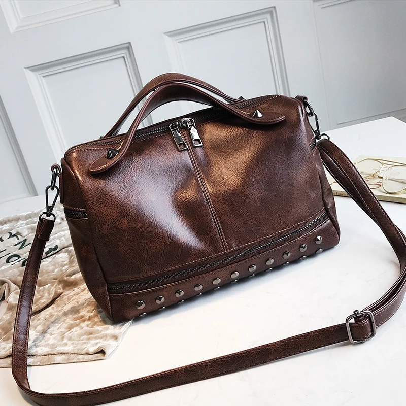 Женская сумка для боулинга с надписью сумки в заклепках роскошные дизайнерские