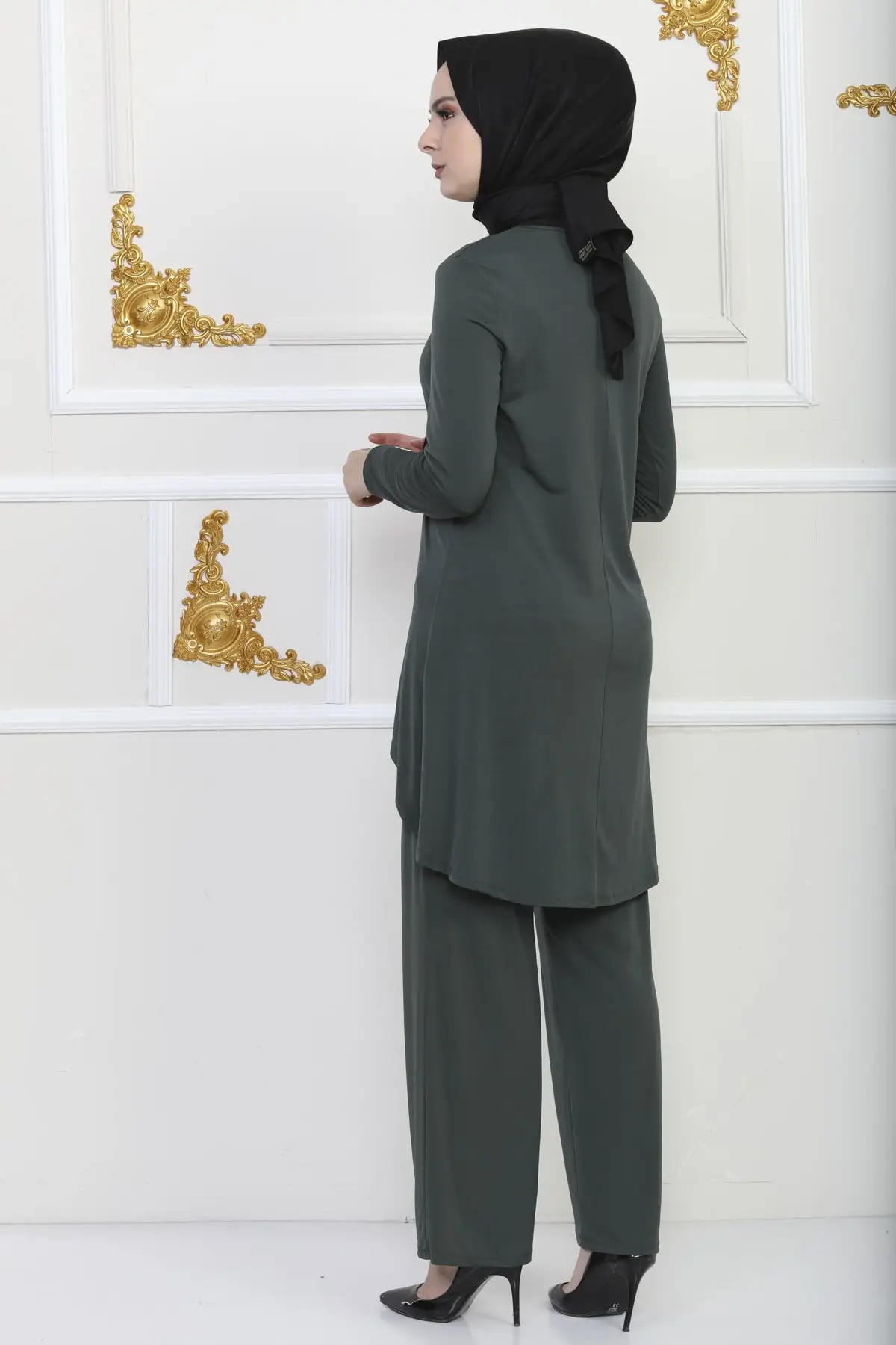 

Women Binary Team - Khaki 01920 YBTKM03035 Women Muslim Suit