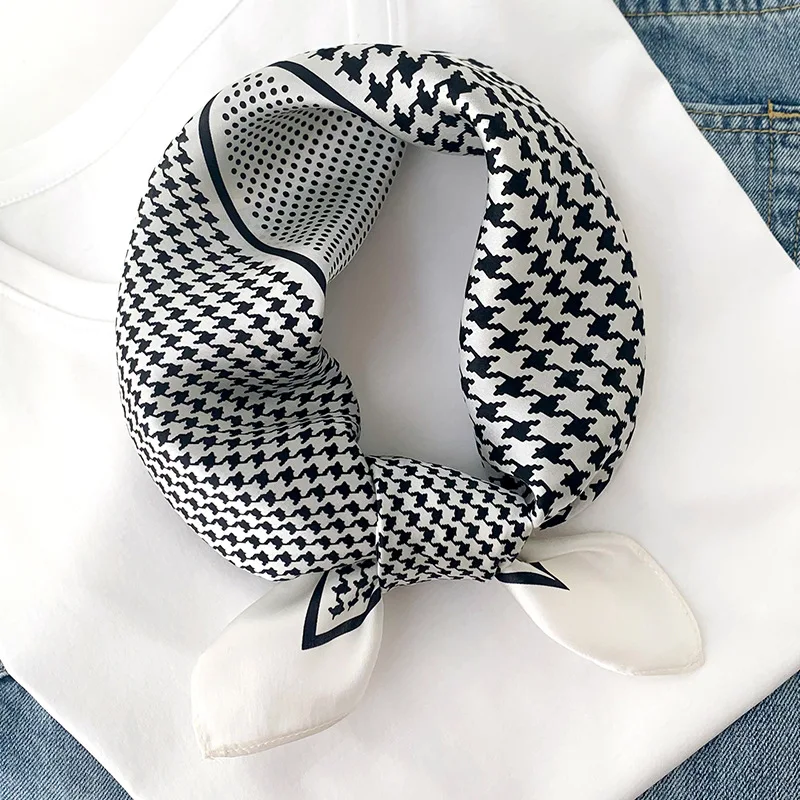 

Mode Paisley Sjaal Vrouwen 100% Zijde Vierkante Sjaals Halsdoek Haarband Foulard Bandana Dame Hoofdband