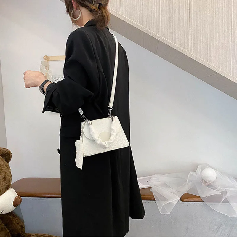 

Hot Selling New Women Bag Trendy Fashion Texture Messenger Handbag All Match Casual One Shoulder Chain Bag