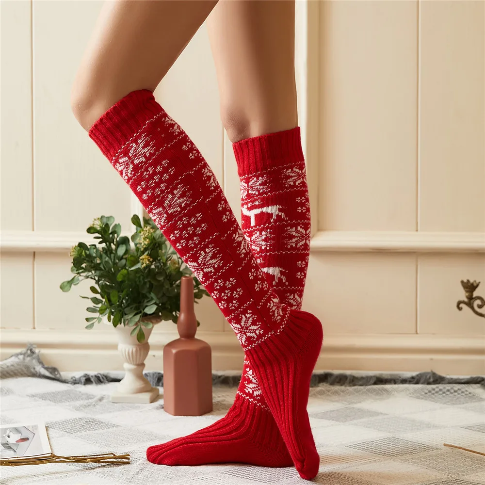 

Women Girls Christmas Stockings Reindeer Snowflake Tube Socks Knee Length Socks Lady Fall Winter Knitted Stockings Hosiery 2022