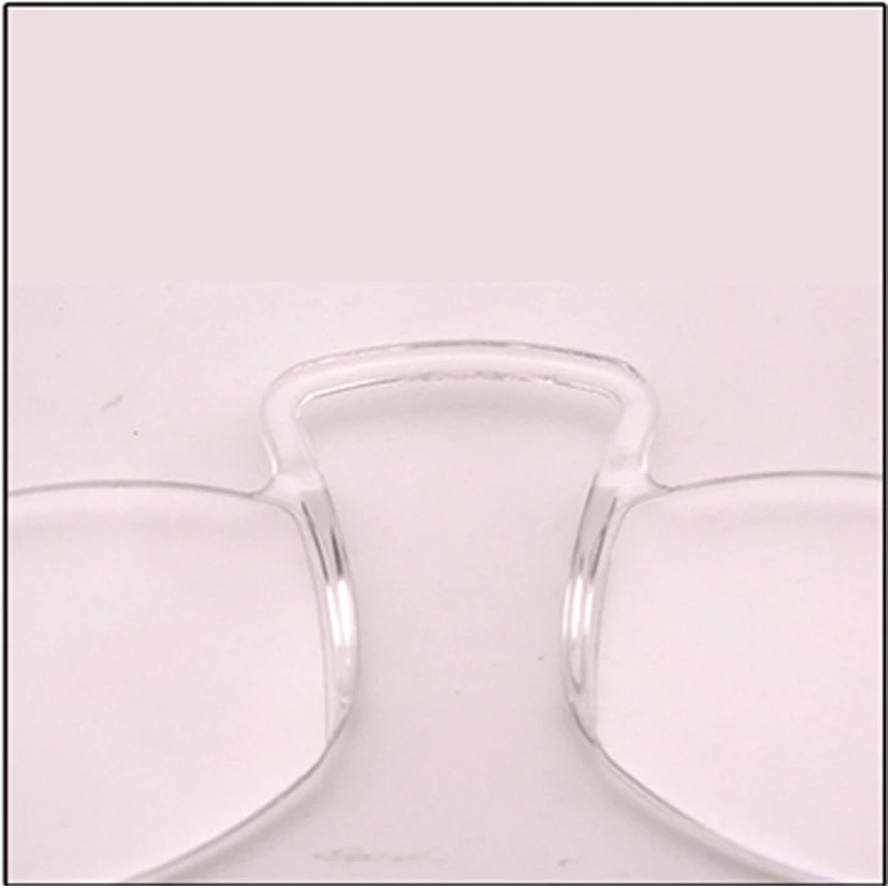 

2021 Clear Mini Nose Clip Reading Glasses Men Women Blue Light Blocking Glasses Portable Wallet Presbyopic Glasses With Case 1.5